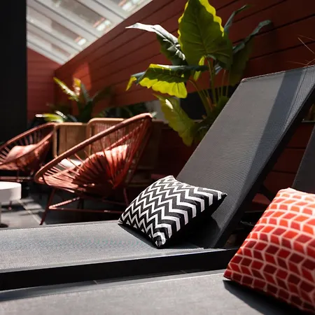 Diana Restaurant & By Happyculture Hotel