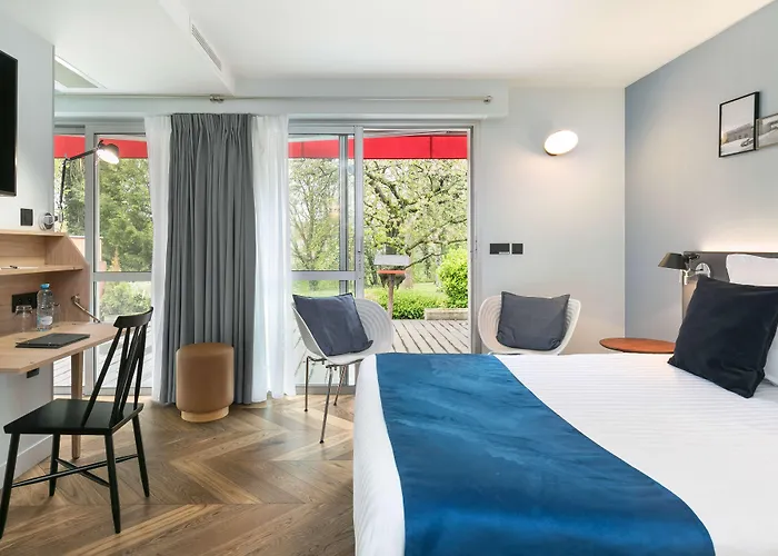 Diana Restaurant & By Happyculture Hotel 4*