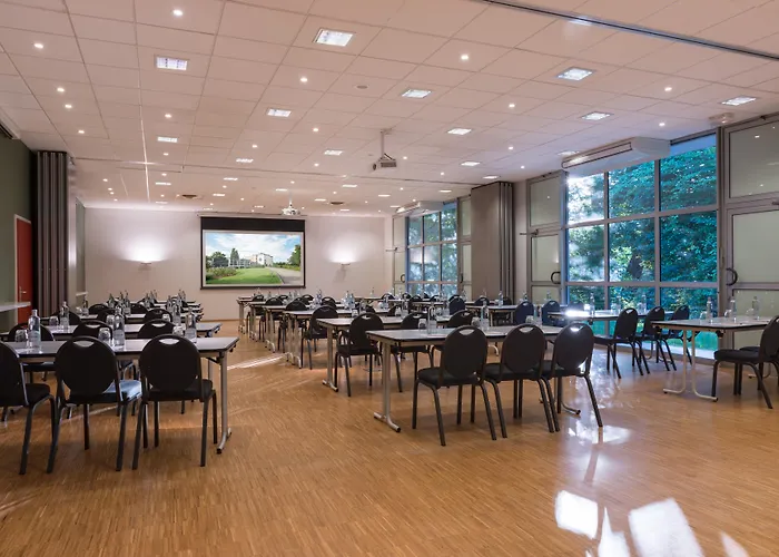 Diana Restaurant & By Happyculture 4*