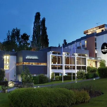Diana Restaurant & By Happyculture Hotel