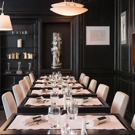 Diana Restaurant & By Happyculture Hotel