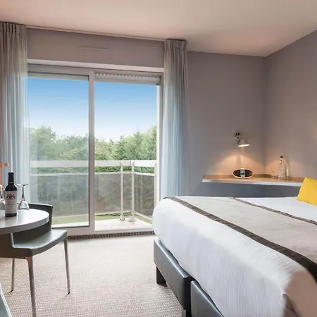 Diana Restaurant & By Happyculture Hotel 4*
